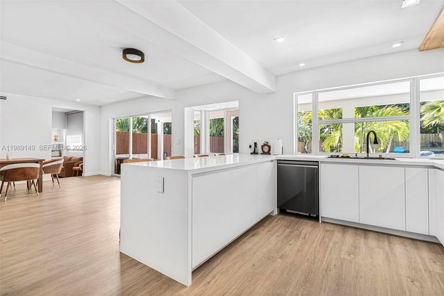 18490 SW 83rd Pl, Cutler Bay, FL 33157