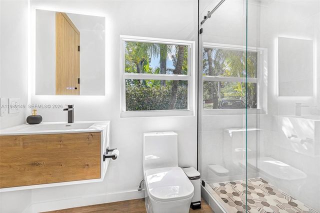 18490 SW 83rd Pl, Cutler Bay, FL 33157