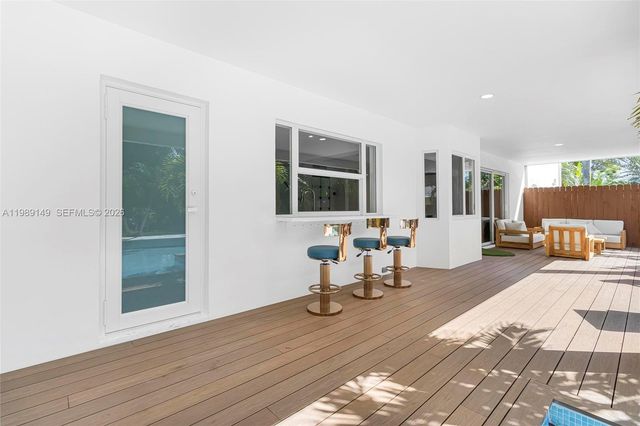 18490 SW 83rd Pl, Cutler Bay, FL 33157