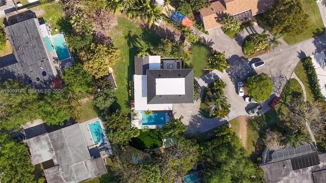 18490 SW 83rd Pl, Cutler Bay, FL 33157