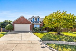 7917 Corona Court, Arlington, TX 76002