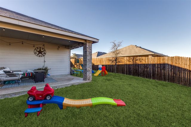 113 Unbridled Trail, Caddo Mills, TX 75135