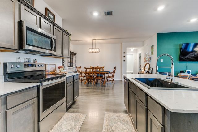 113 Unbridled Trail, Caddo Mills, TX 75135