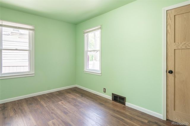 785 Kenilworth Avenue, Pontiac, MI 48340