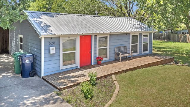 528 Pierce Street, Denton, TX 76201