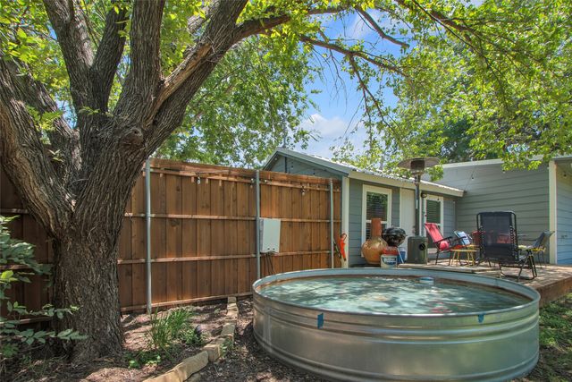 528 Pierce Street, Denton, TX 76201