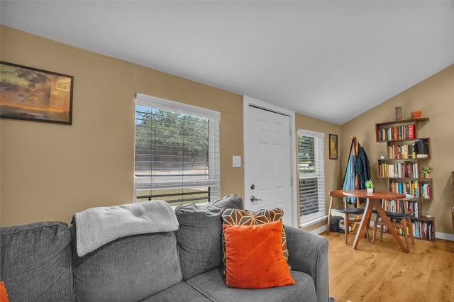 528 Pierce Street, Denton, TX 76201