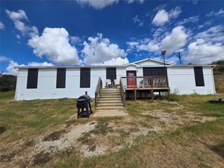 6921 Fm 1624, Lexington, TX 78947