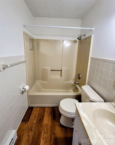 14 Oteen Church Road, Asheville, NC 28805
