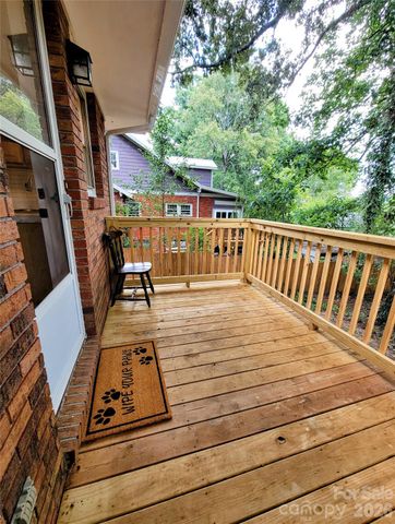 14 Oteen Church Road, Asheville, NC 28805