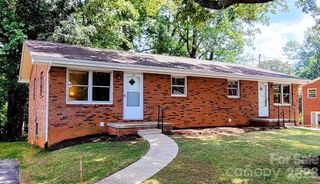 14 Oteen Church Road, Asheville, NC 28805