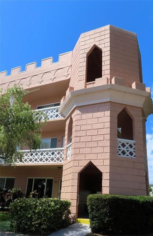 2457 ECUADORIAN WAY 85, Clearwater, FL 33763