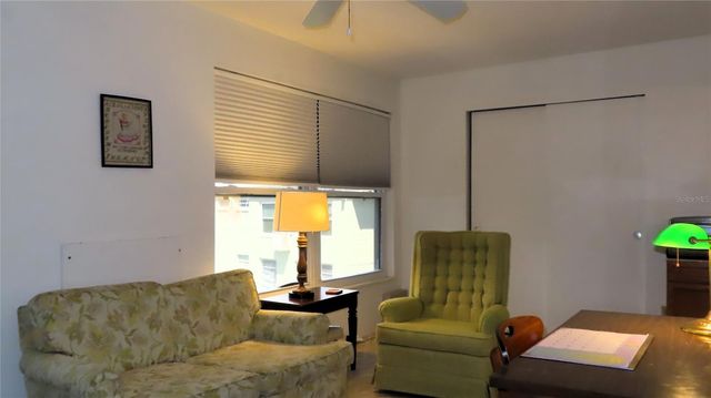 2457 ECUADORIAN WAY 85, Clearwater, FL 33763