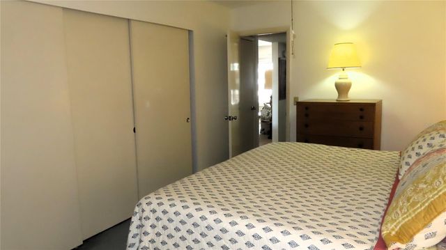 2457 ECUADORIAN WAY 85, Clearwater, FL 33763