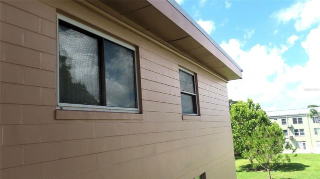 2457 ECUADORIAN WAY 85, Clearwater, FL 33763