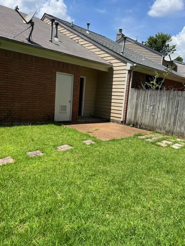 7875 BRADY CREEK CV, Memphis, TN 38016