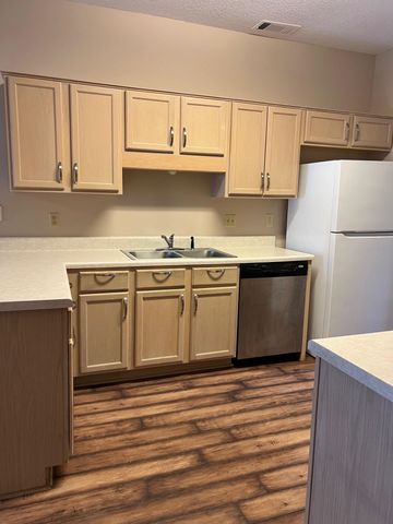 7875 BRADY CREEK CV, Memphis, TN 38016