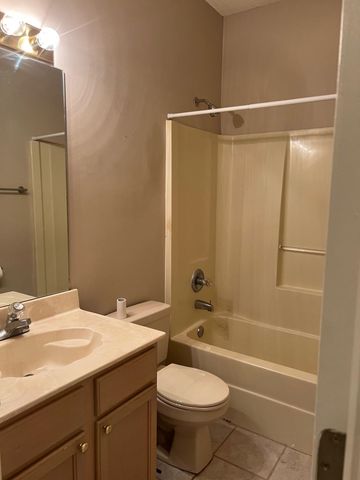 7875 BRADY CREEK CV, Memphis, TN 38016