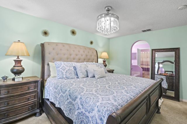 2631 SW 12th Sq Square SW, Vero Beach, FL 32968