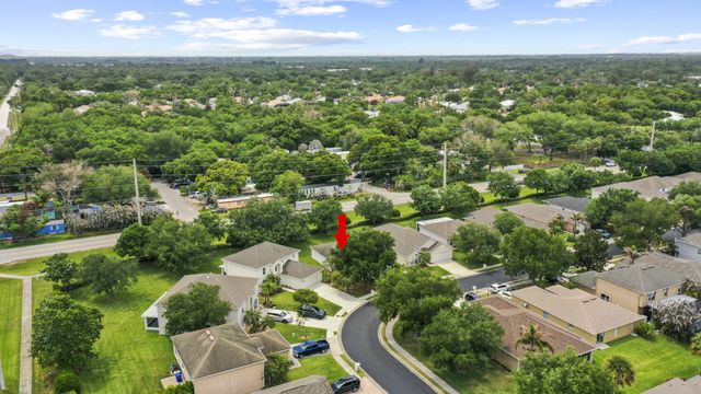 2631 SW 12th Sq Square SW, Vero Beach, FL 32968
