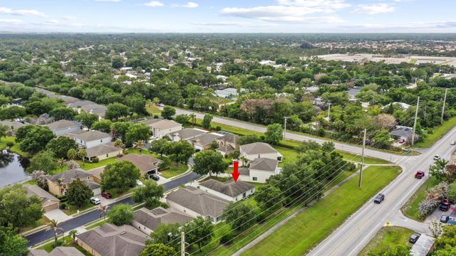 2631 SW 12th Sq Square SW, Vero Beach, FL 32968