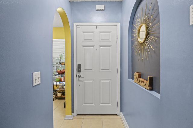 2631 SW 12th Sq Square SW, Vero Beach, FL 32968