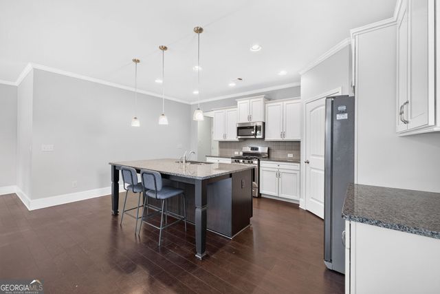 6655 Rivergreen Road, Flowery Branch, GA 30542