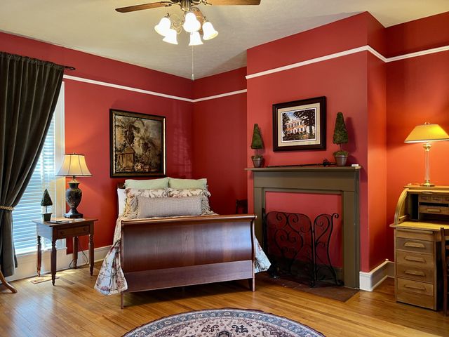 210 S College St, Franklin, KY 42134