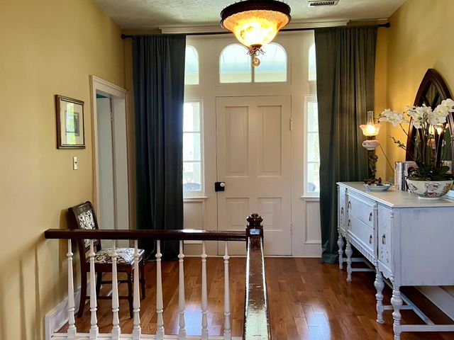 210 S College St, Franklin, KY 42134