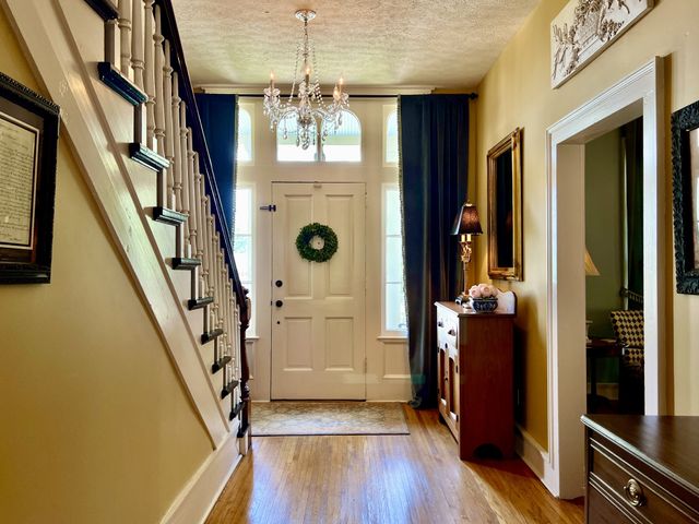 210 S College St, Franklin, KY 42134
