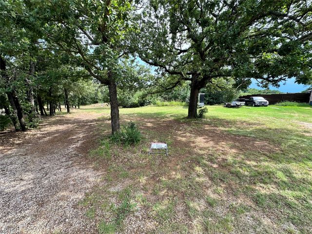 551 Horseshoe Trail, Oak Point, TX 75068