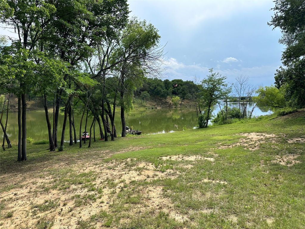 551 Horseshoe Trail, Oak Point, TX 75068