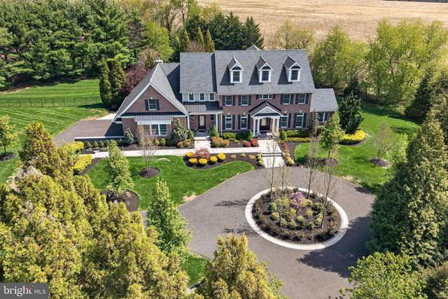 106 ASHLEY CT, Moorestown, NJ 08057