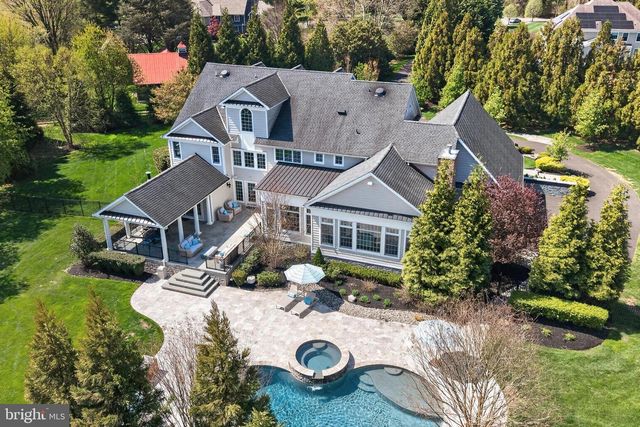 106 ASHLEY CT, Moorestown, NJ 08057