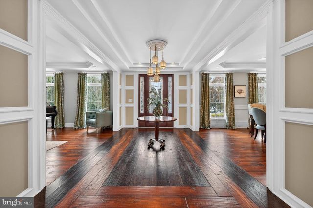 106 ASHLEY CT, Moorestown, NJ 08057