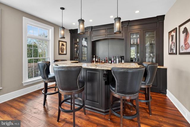 106 ASHLEY CT, Moorestown, NJ 08057