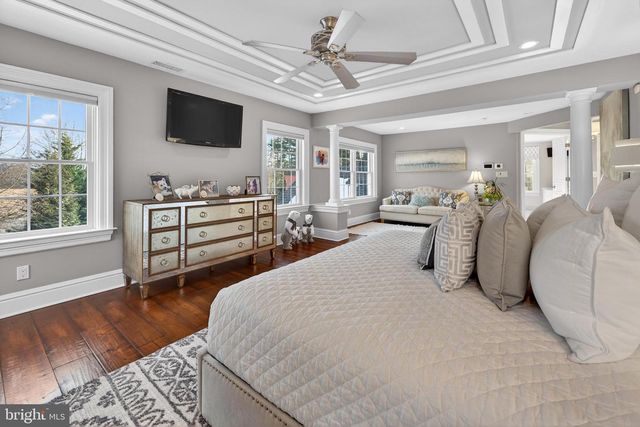 106 ASHLEY CT, Moorestown, NJ 08057