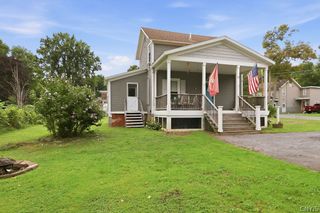 21 Spring Street, Schroeppel, NY 13135