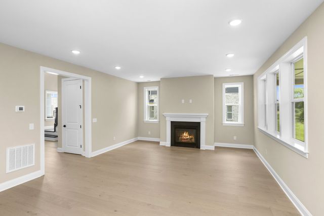 5958 Hunt Valley Drive, Spring Hill, TN 37174