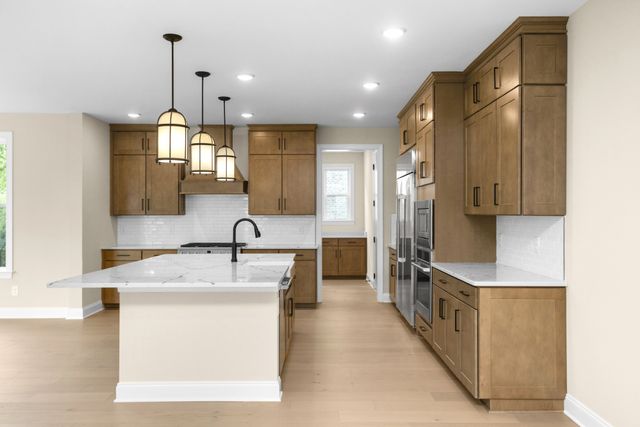 5958 Hunt Valley Drive, Spring Hill, TN 37174