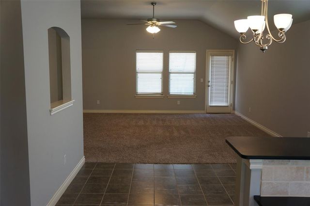 3325 Eaglerock Lane, Norman, OK 73069