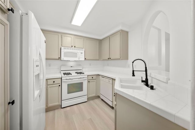 30433 Buccaneer Bay F, Murrieta, CA 92563