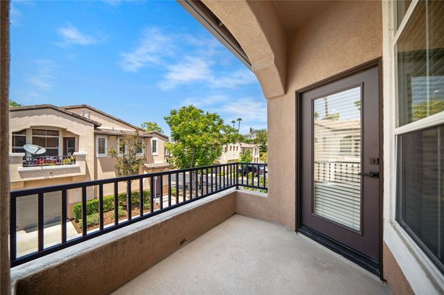 30433 Buccaneer Bay F, Murrieta, CA 92563