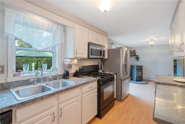 29 County Route 38, Hastings, NY 13076