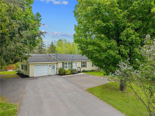 29 County Route 38, Hastings, NY 13076