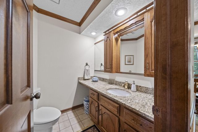 9124 Preswick Court, Dublin, OH 43017