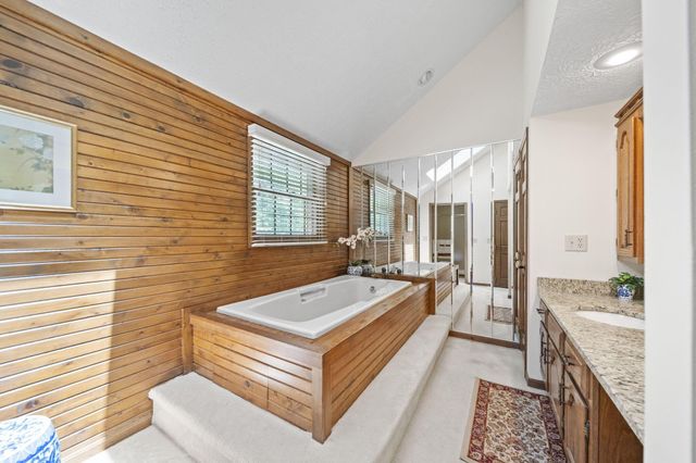 9124 Preswick Court, Dublin, OH 43017