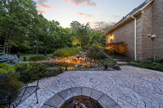 9124 Preswick Court, Dublin, OH 43017