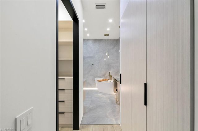 3007 Ellice WAY, Naples, FL 34119