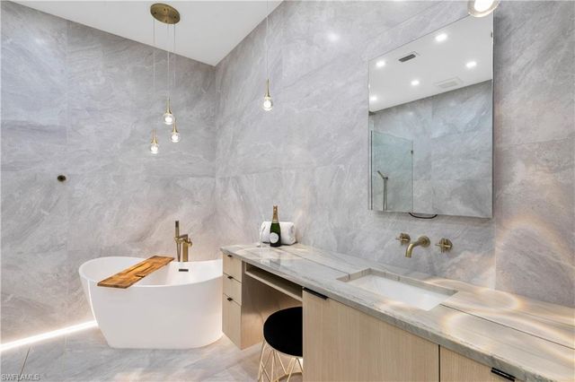 3007 Ellice WAY, Naples, FL 34119